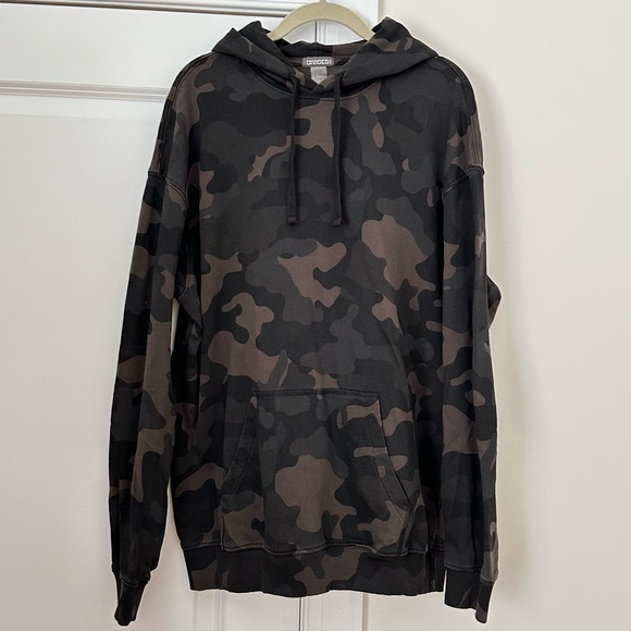 Divided by H&M Camouflage Print Sweatshirt - Picture 2 of 7